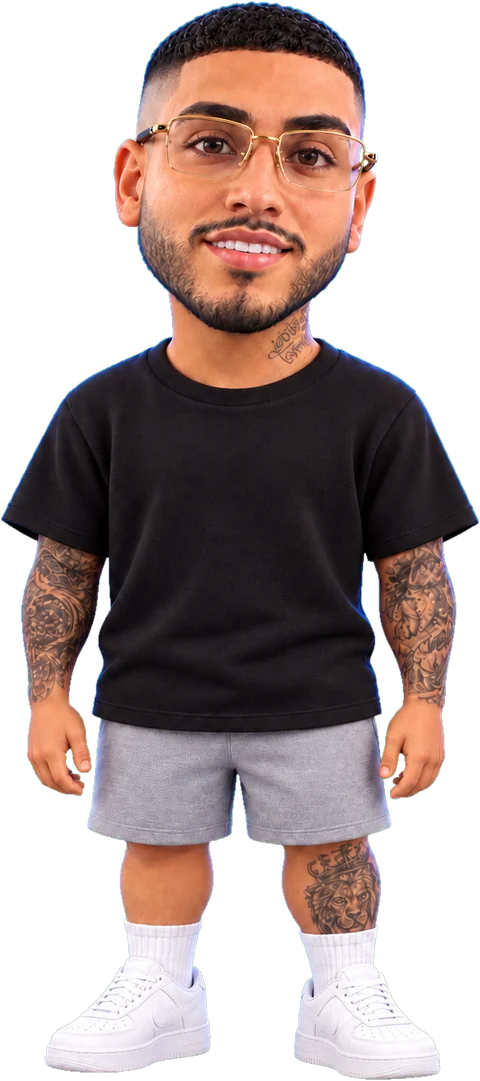 Avatar 3D de Ricardo, CEO de Índigo Prompt Studio: caricatura con gafas doradas, barba y camiseta negra